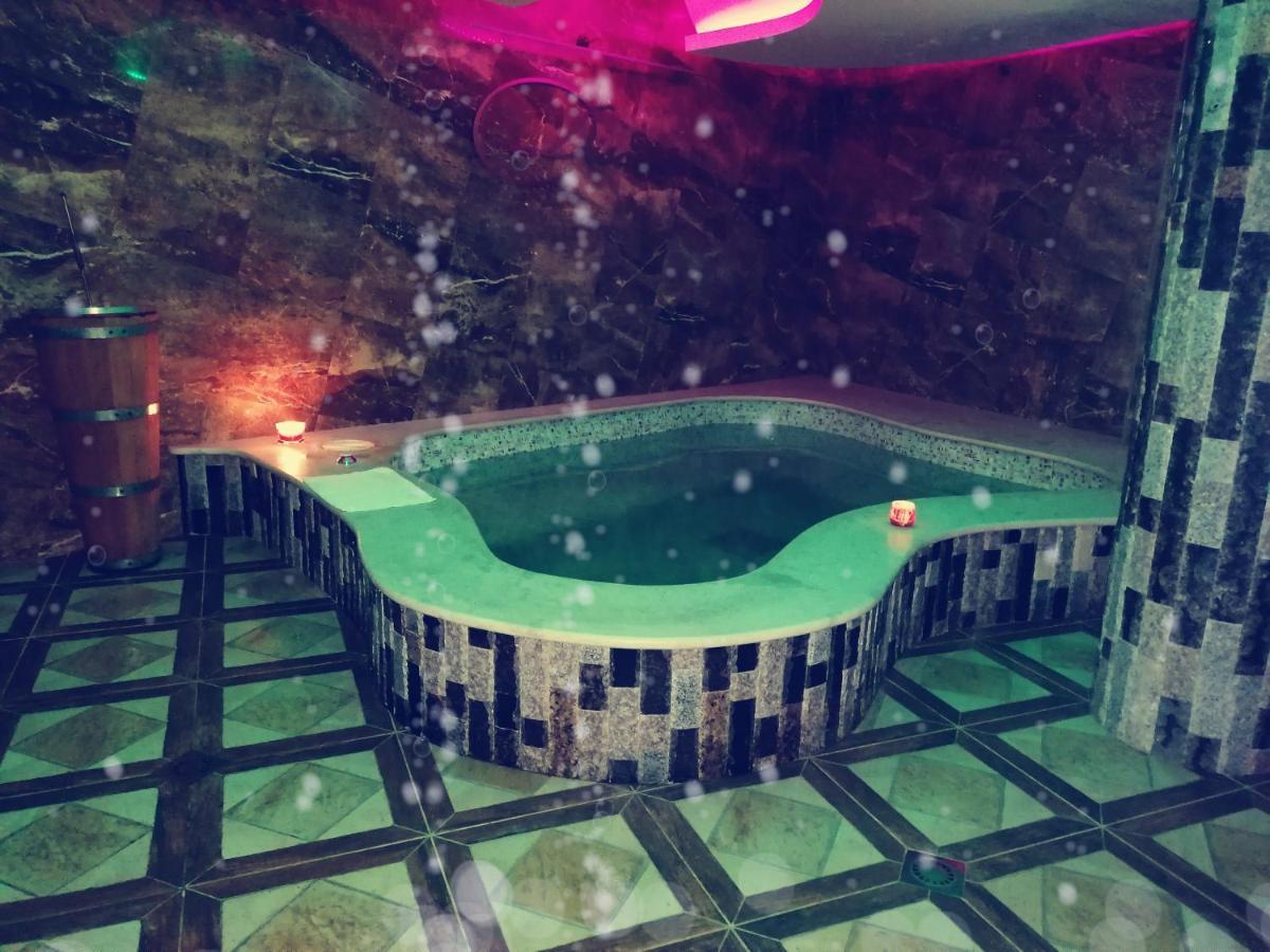 Discret Hotel & Restaurant Vladaya ภายนอก รูปภาพ