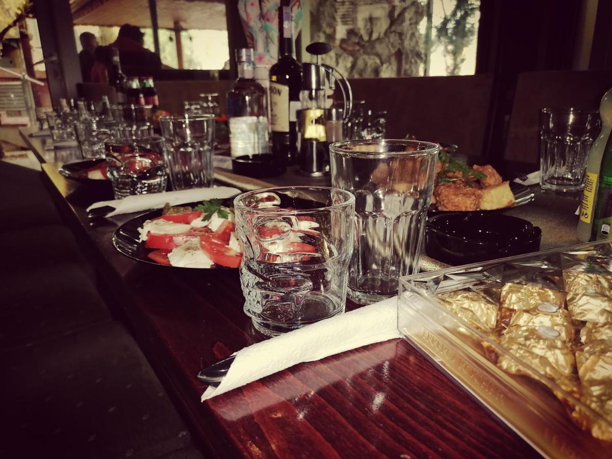 Discret Hotel & Restaurant Vladaya ภายนอก รูปภาพ