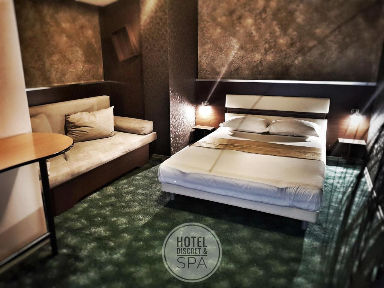 Discret Hotel & Restaurant Vladaya ภายนอก รูปภาพ